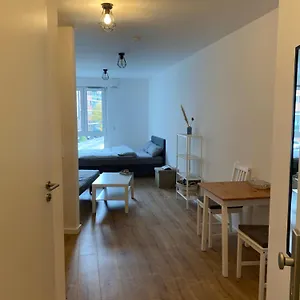 https://apt-1-zimmer-studio.topcolognehotels.com